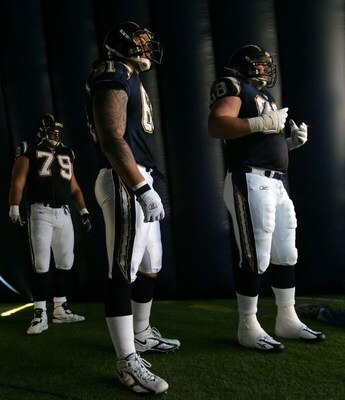 SAN DIEGO, CA - OCTOBER 29:   (L-R) Mike Goff #79, Nick Hardwick #61 and Kris Dielman #68 of the San Diego Chargers wait to be introduced before taking on the St. Louis Rams on October 29, 2006 at Qualcomm Stadium in San Diego, California.  The Chargers w