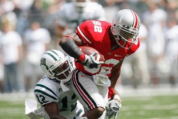 COLUMBUS, OH - SEPTEMBER 06:  Ray Small #82 of the Ohio State Buckeyes carries the ball during the game against the Ohio Bobcats at Ohio Stadium on September 6, 2008 in Columbus, Ohio.  (Photo by Kevin C. Cox/Getty Images)