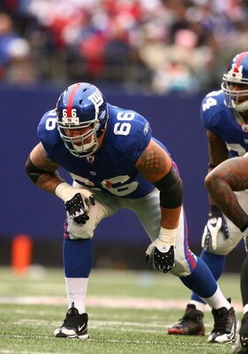EAST RUTHERFORD, NJ - NOVEMBER 16:  David Diehl #66 of the New York Giants in action against the Baltimore Ravens during their game on November 16, 2008 at Giants Stadium in East Rutherford, New Jersey.  (Photo by Al Bello/Getty Images)