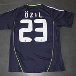 Robin S