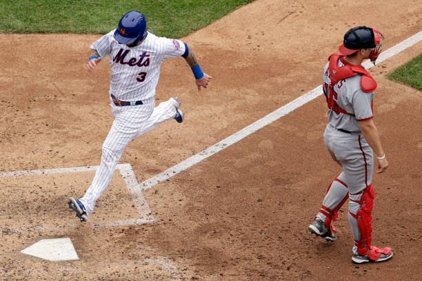 Canha has 4 of Mets' 17 hits to rout Nats, 5th win in row