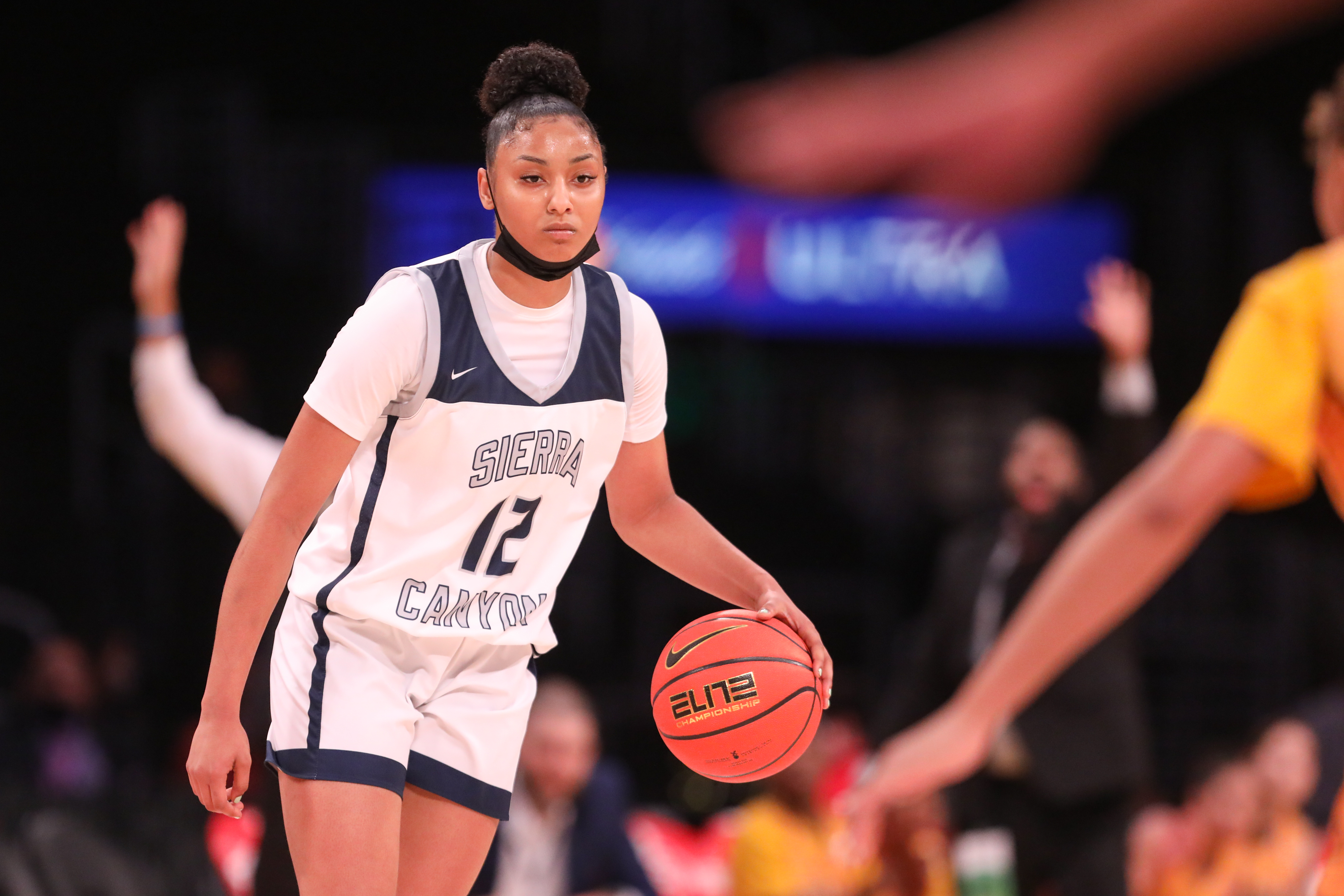 Arlisha Boykins Relieved of Duties as HSBB Assistant Coach After  Impersonating Player | News, Scores, Highlights, Stats, and Rumors |  Bleacher Report