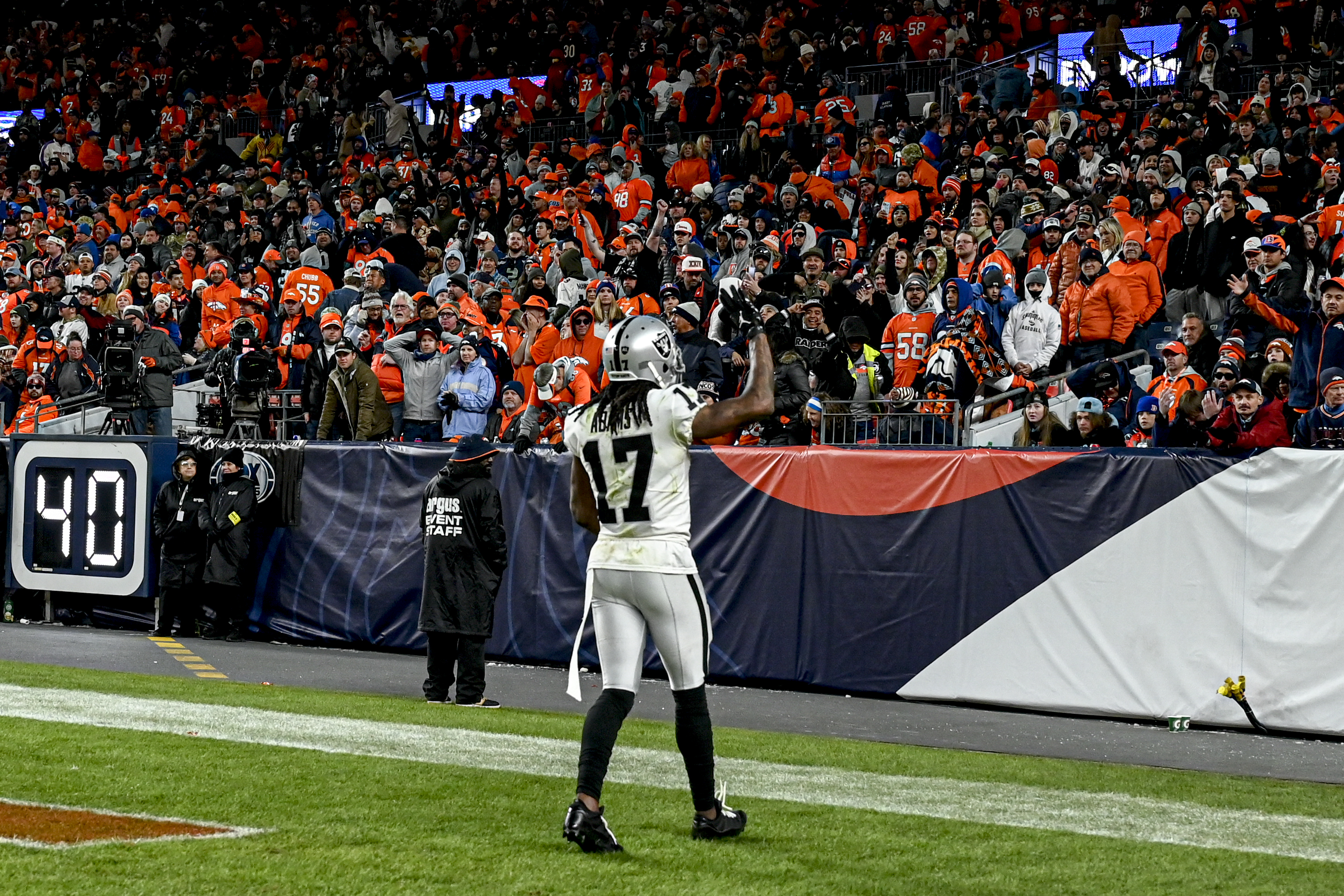 Denver Broncos lose 16-22 to Las Vegas Raiders in OT