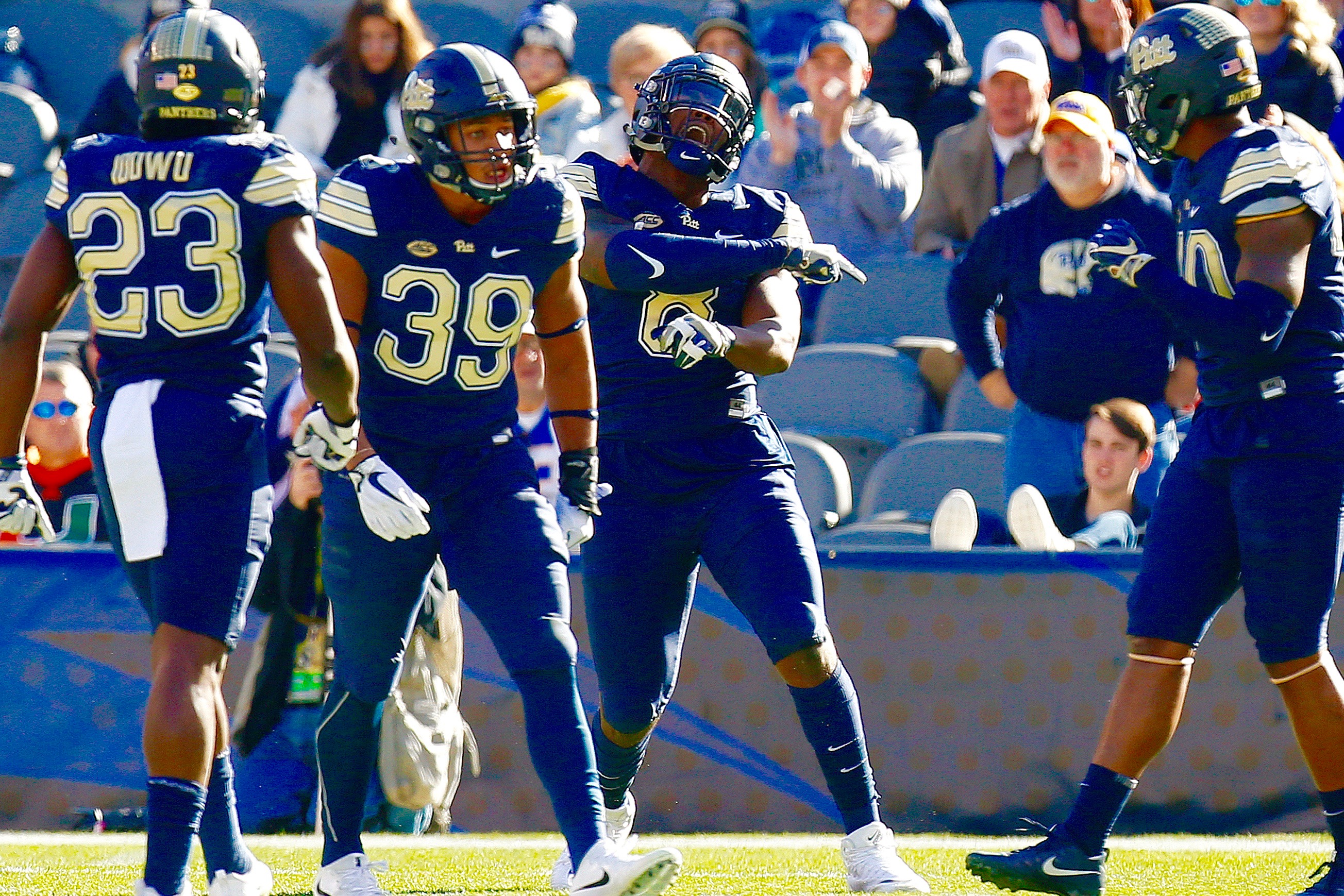 In first career start, Pitt quarterback Kenny Pickett delivers in win over  Miami - Cardiac Hill