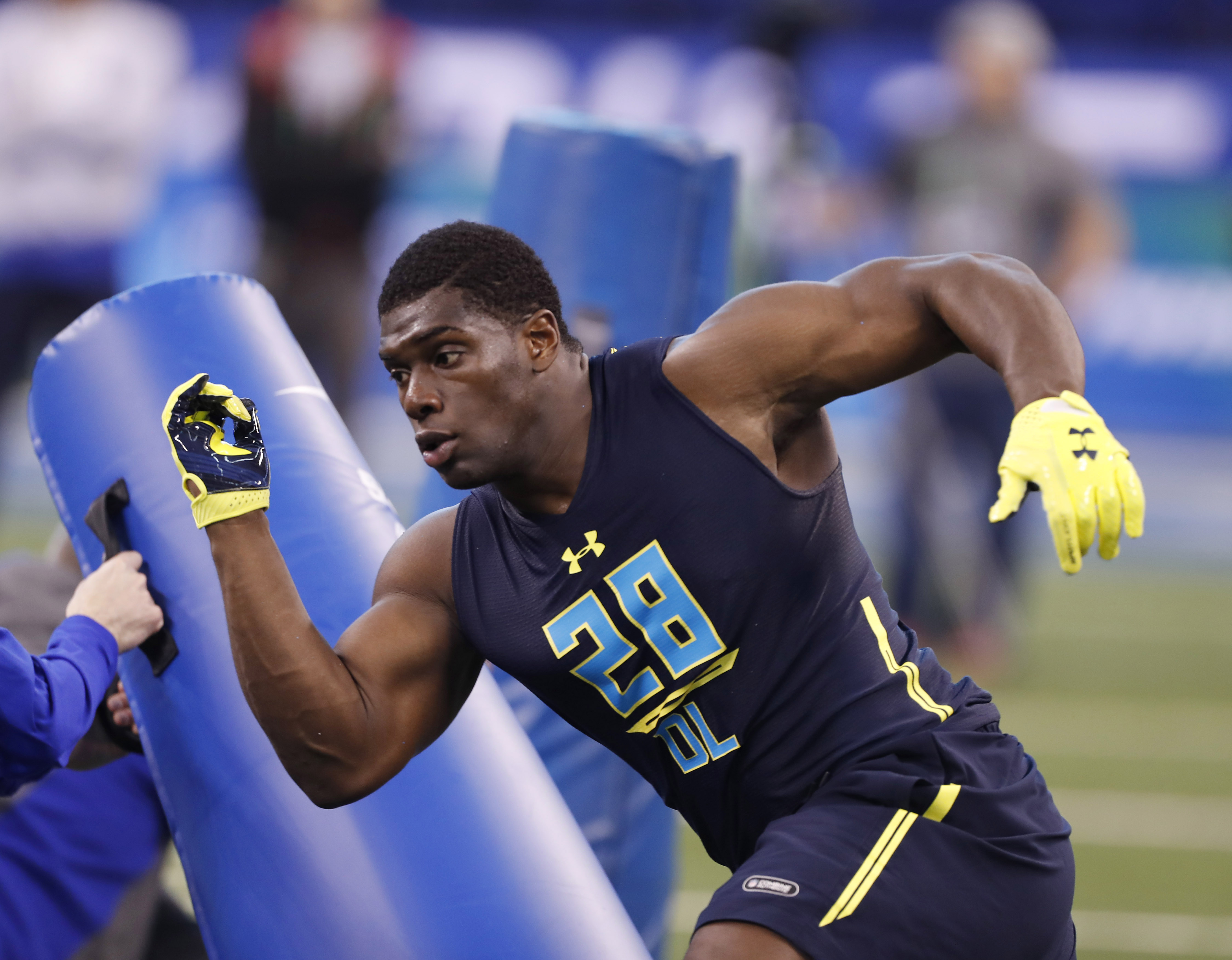 Carl Lawson  National Football League, News, Scores, Highlights