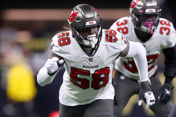 Buccaneers Pro Bowl LB Shaquil Barrett tears ACL, out for season 