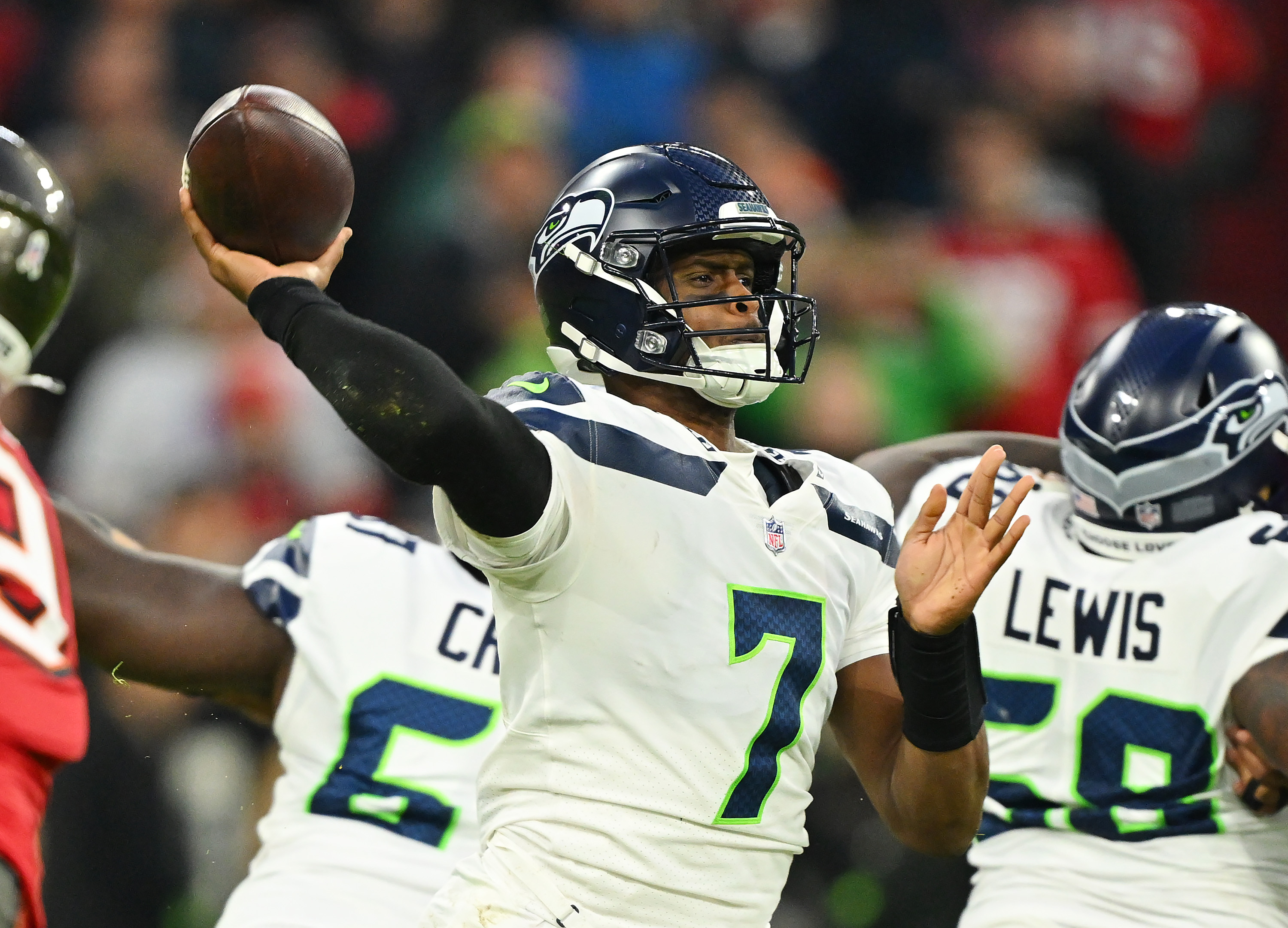 Cigar Thoughts, Game 10: Seahawks get manhandled in Munich - Field Gulls