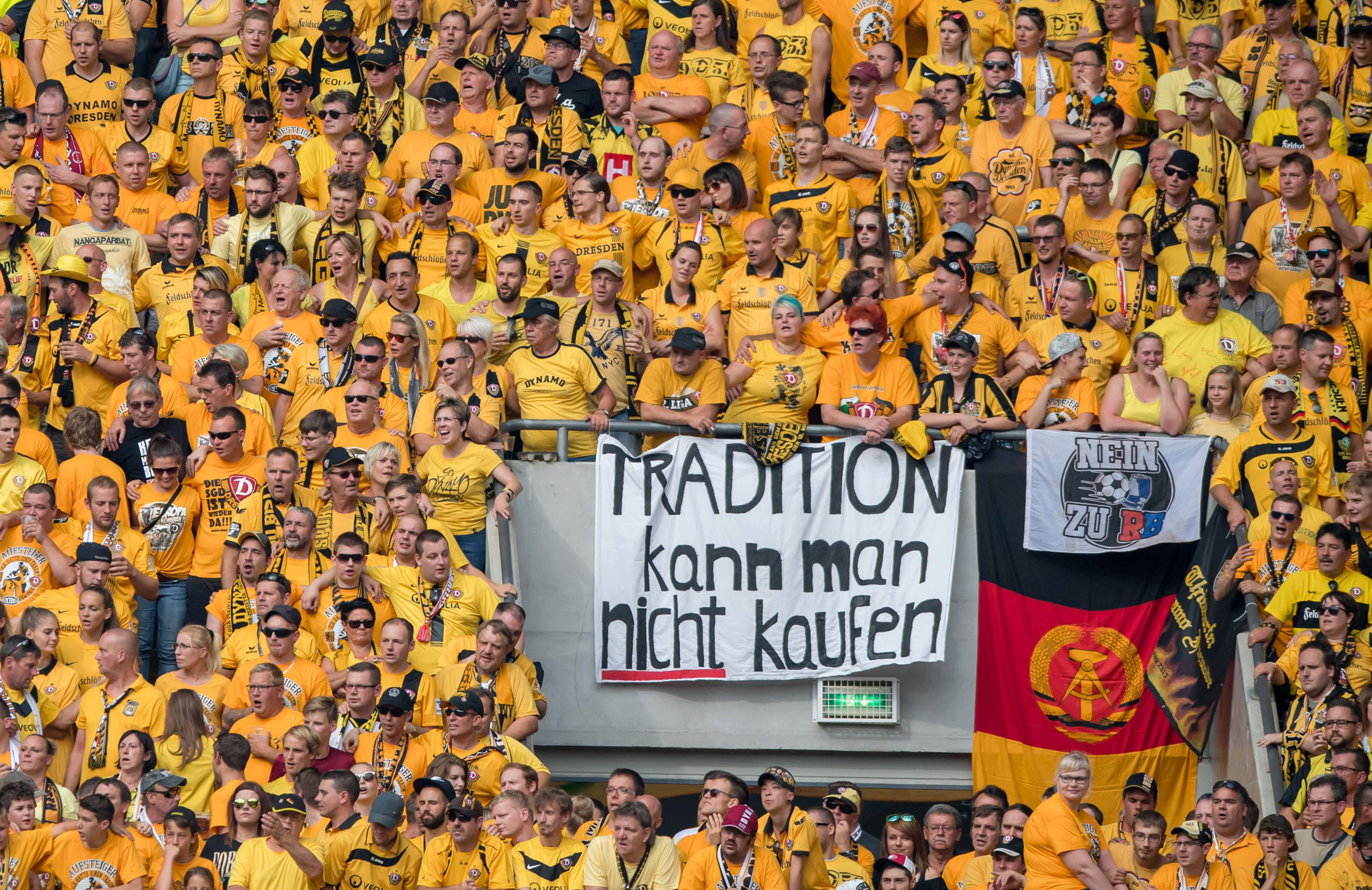 Dynamo Dresden: '58 affected – but they mean all of us' – DW – 10/29/2019