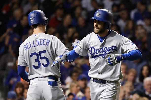 Javy Baez pops 2 homers, Cubs avoid Dodgers NLCS sweep