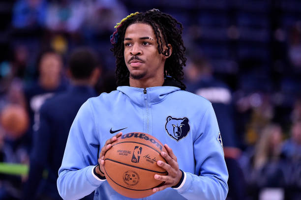 Ja Morant Leaves Grizzlies vs. Hawks After Suffering Knee Injury | Bleacher  Report | Latest News, Videos and Highlights
