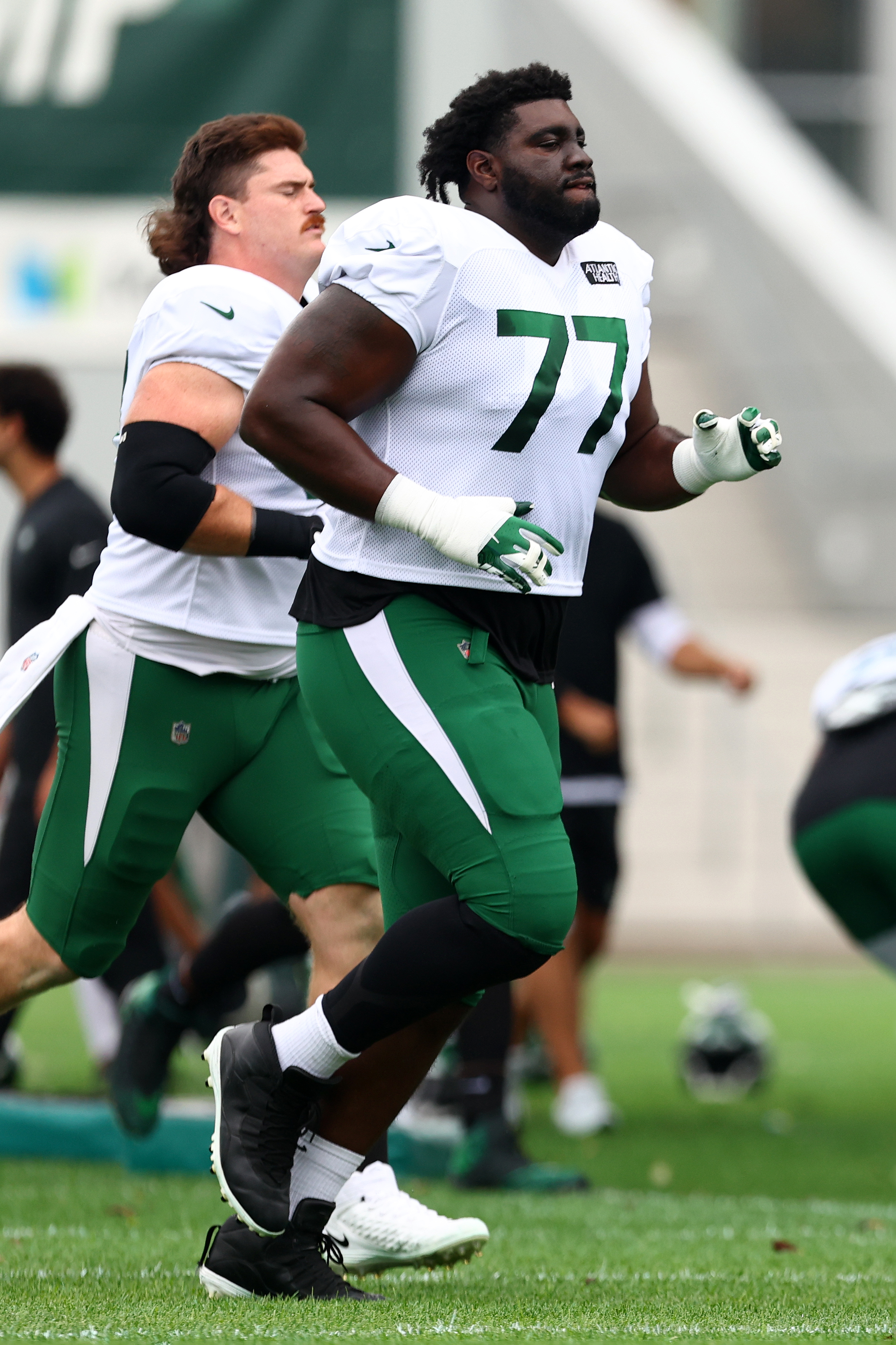 New York Jets' Mekhi Becton obliterating Buffalo Bills defenders