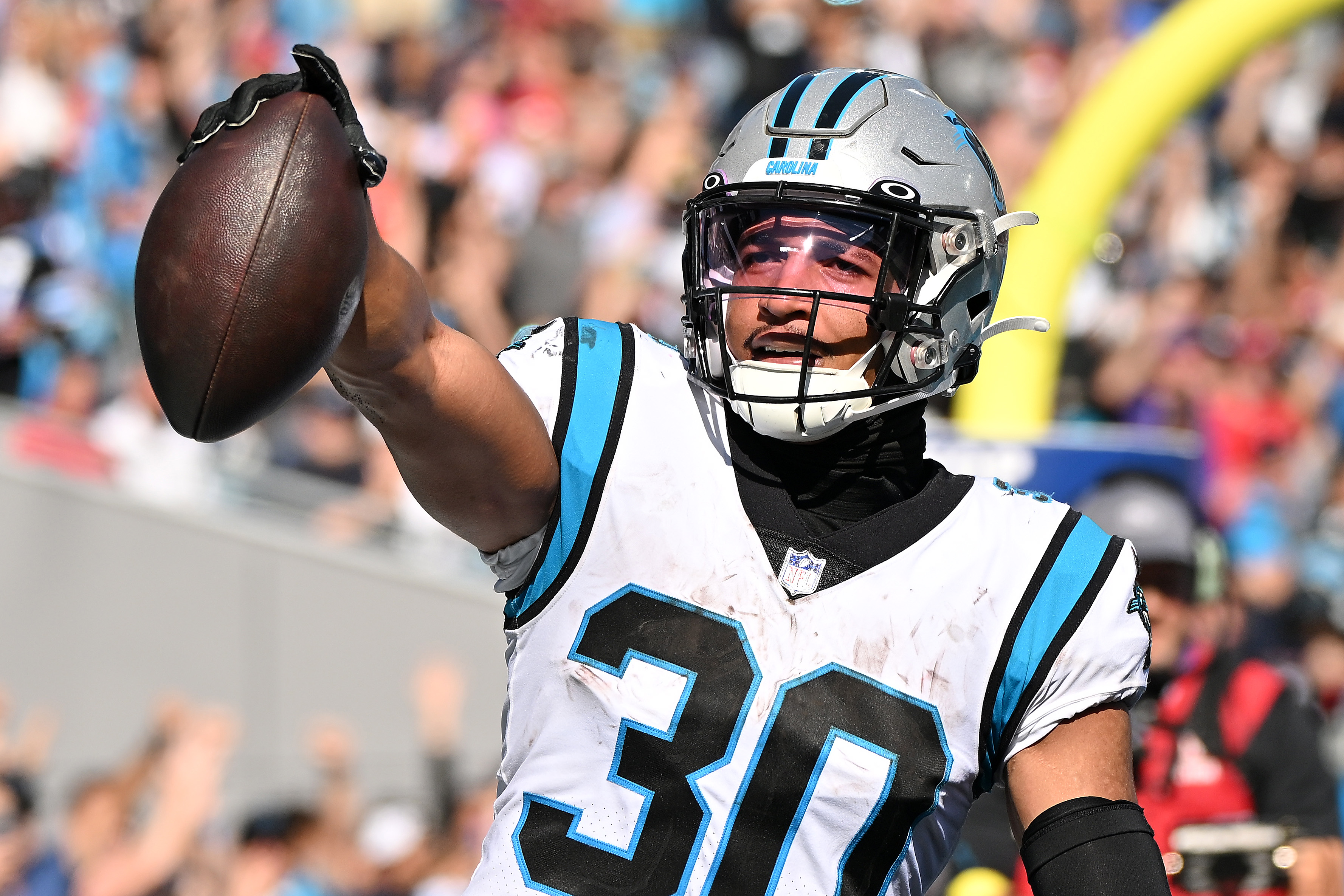 Zach Ertz player props odds, tips and betting trends for Week 4, Cardinals  vs. Panthers