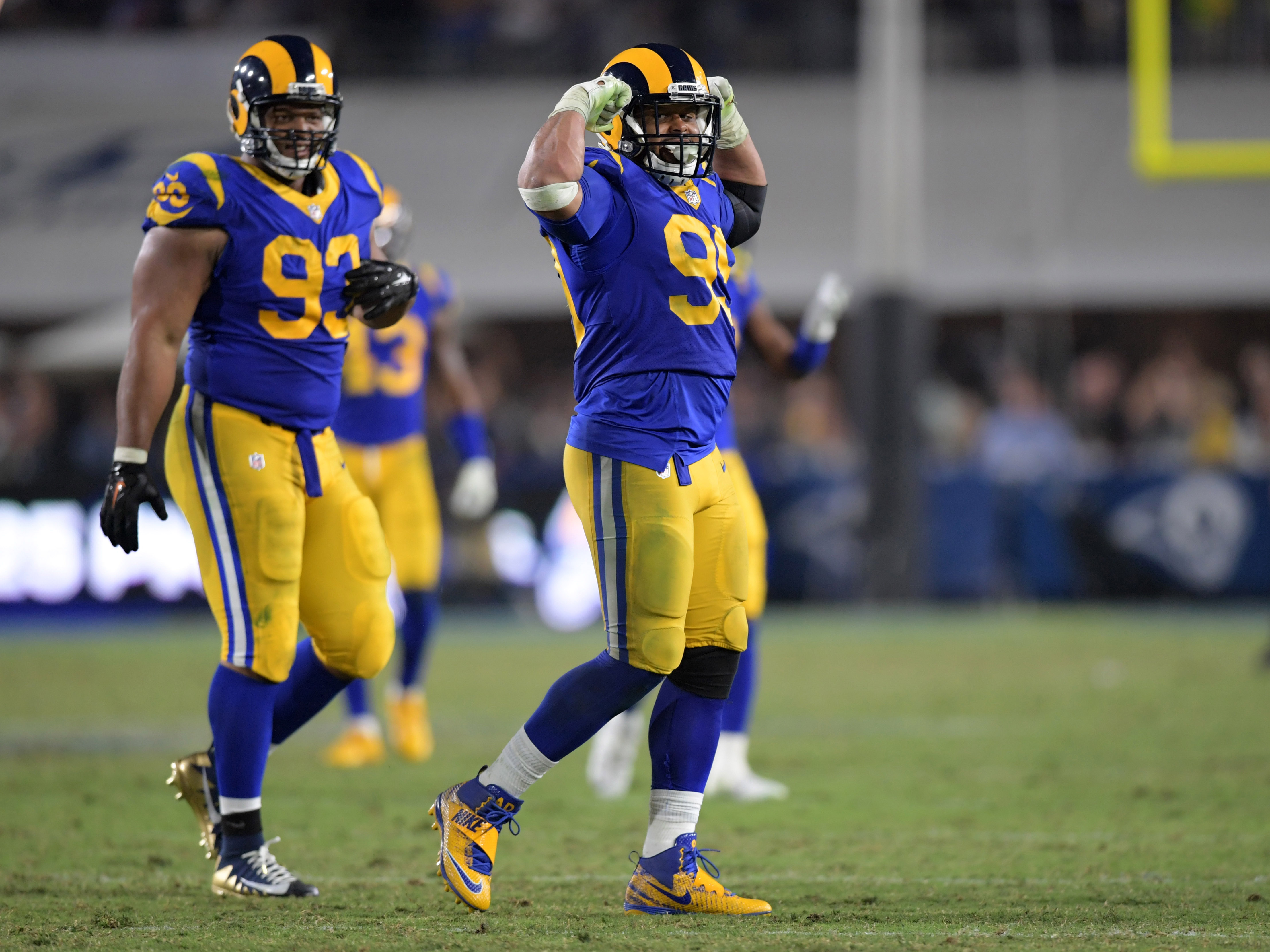 NFL Network - Kirk Cousins faces off against Jared Goff! Who ya got? Minnesota  Vikings or Los Angeles Rams? #TNF kicks off NEXT on NFL Network, NFL on  FOX