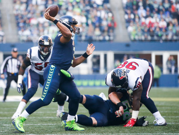 Russell Wilson outduels Deshaun Watson as Seahawks come away with thrilling  41-38 win over Texans