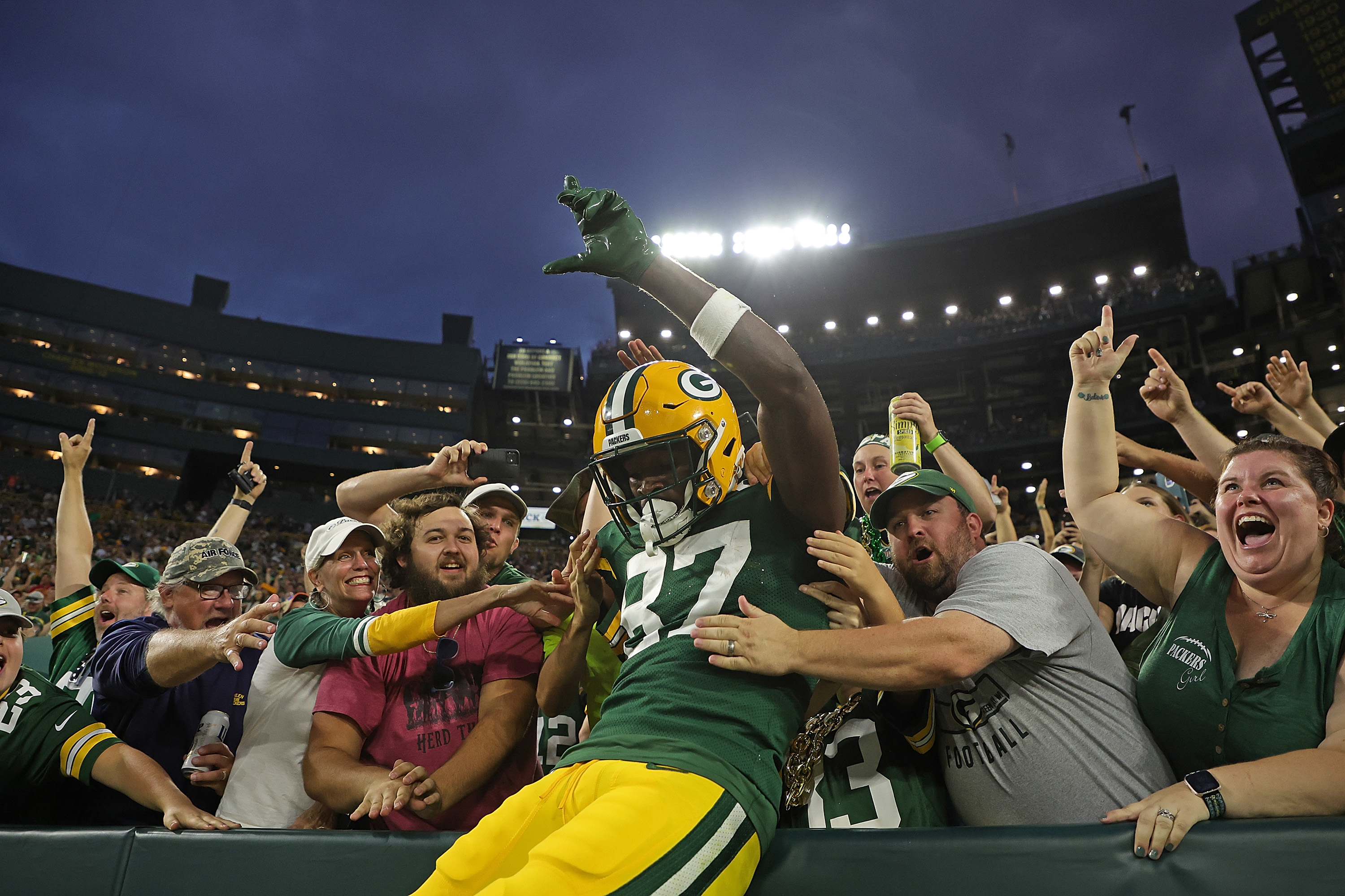 Micah Abernathy just joined the Packers and is immediately making a strong  impression. 