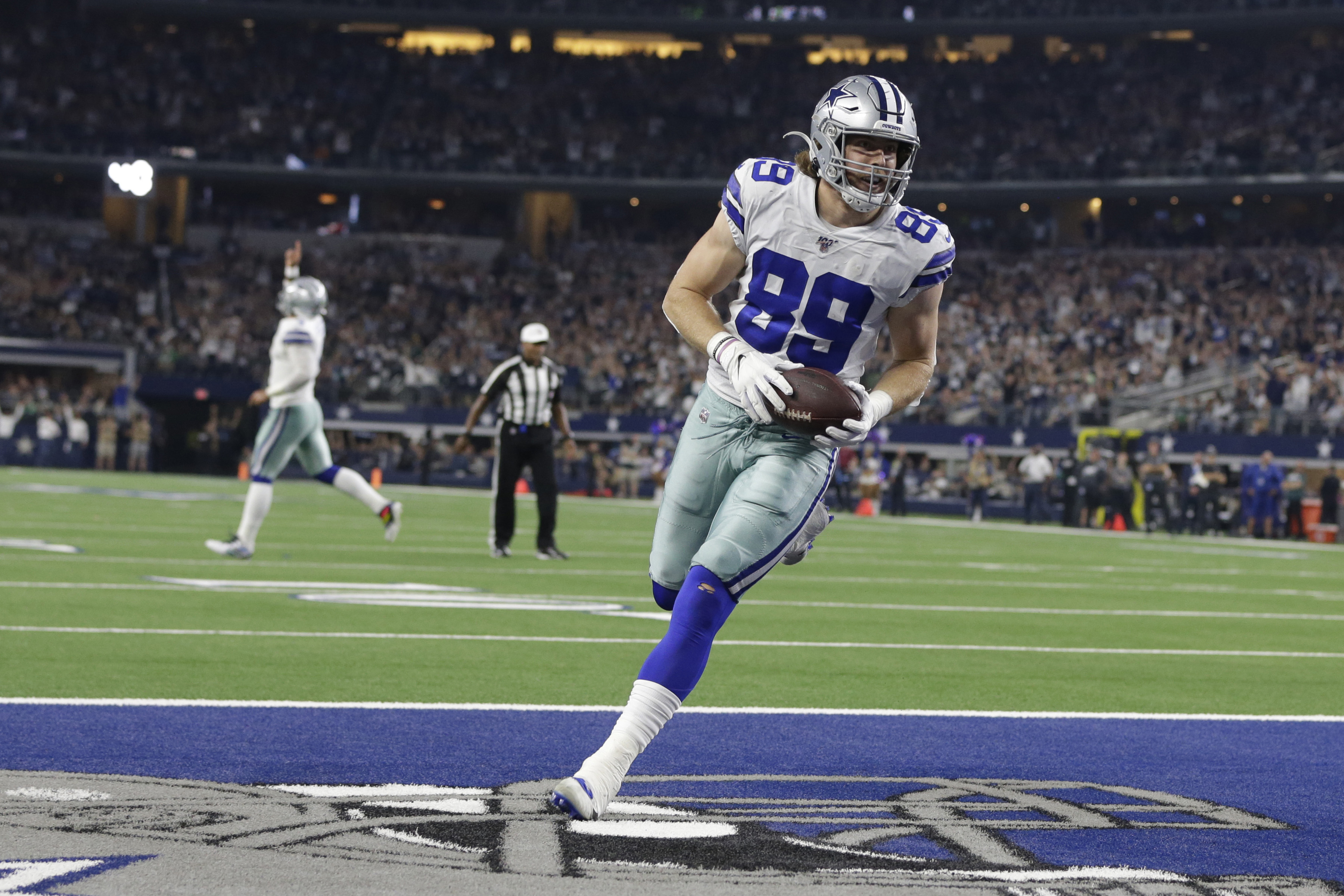 Oklahoma State in NFL: Cowboys' Blake Jarwin tears ACL, out for