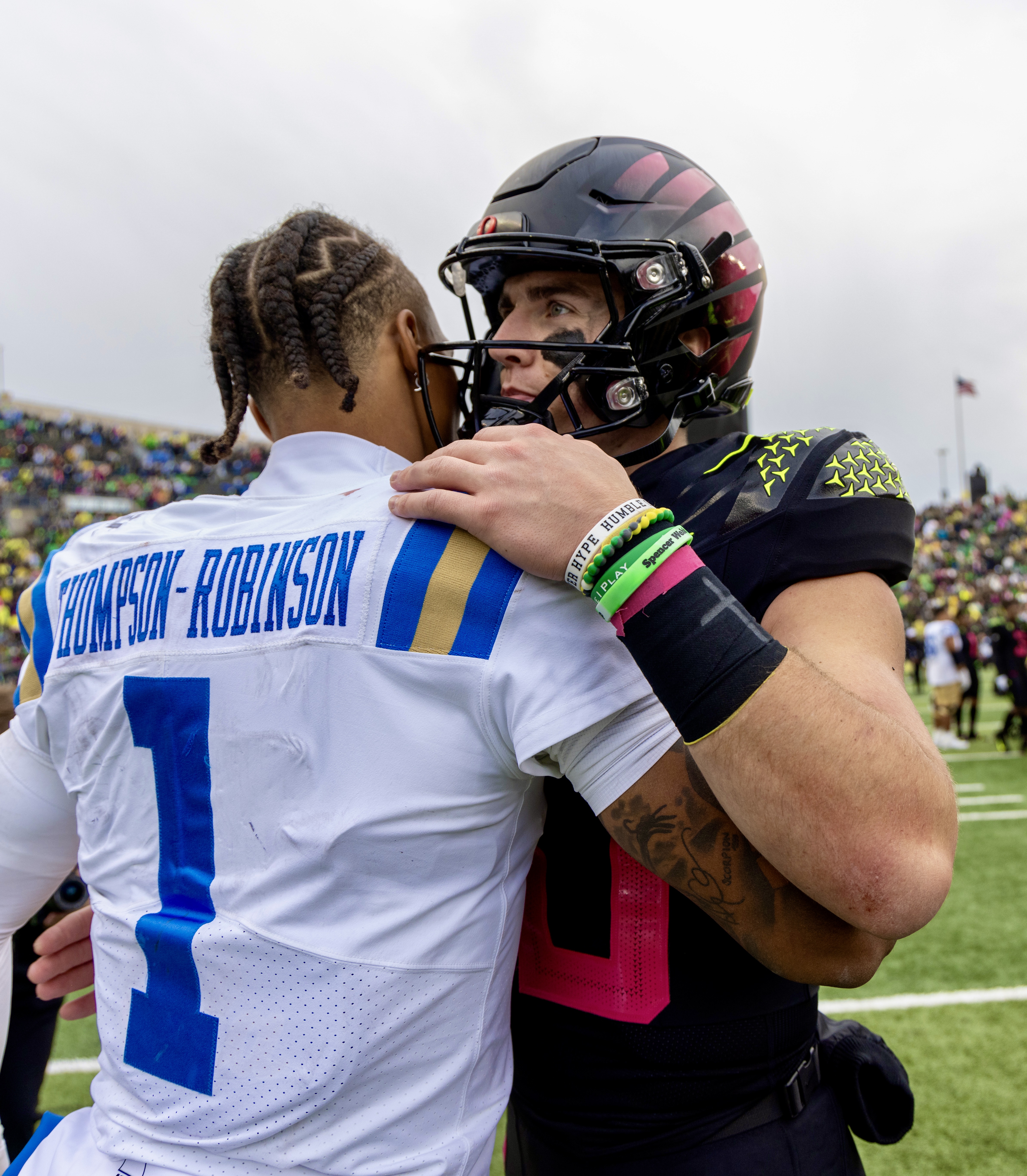 Bo Nix's best performance in 12 career games against top 10 opponents leads  No. 10 Oregon Ducks past No. 9 UCLA 