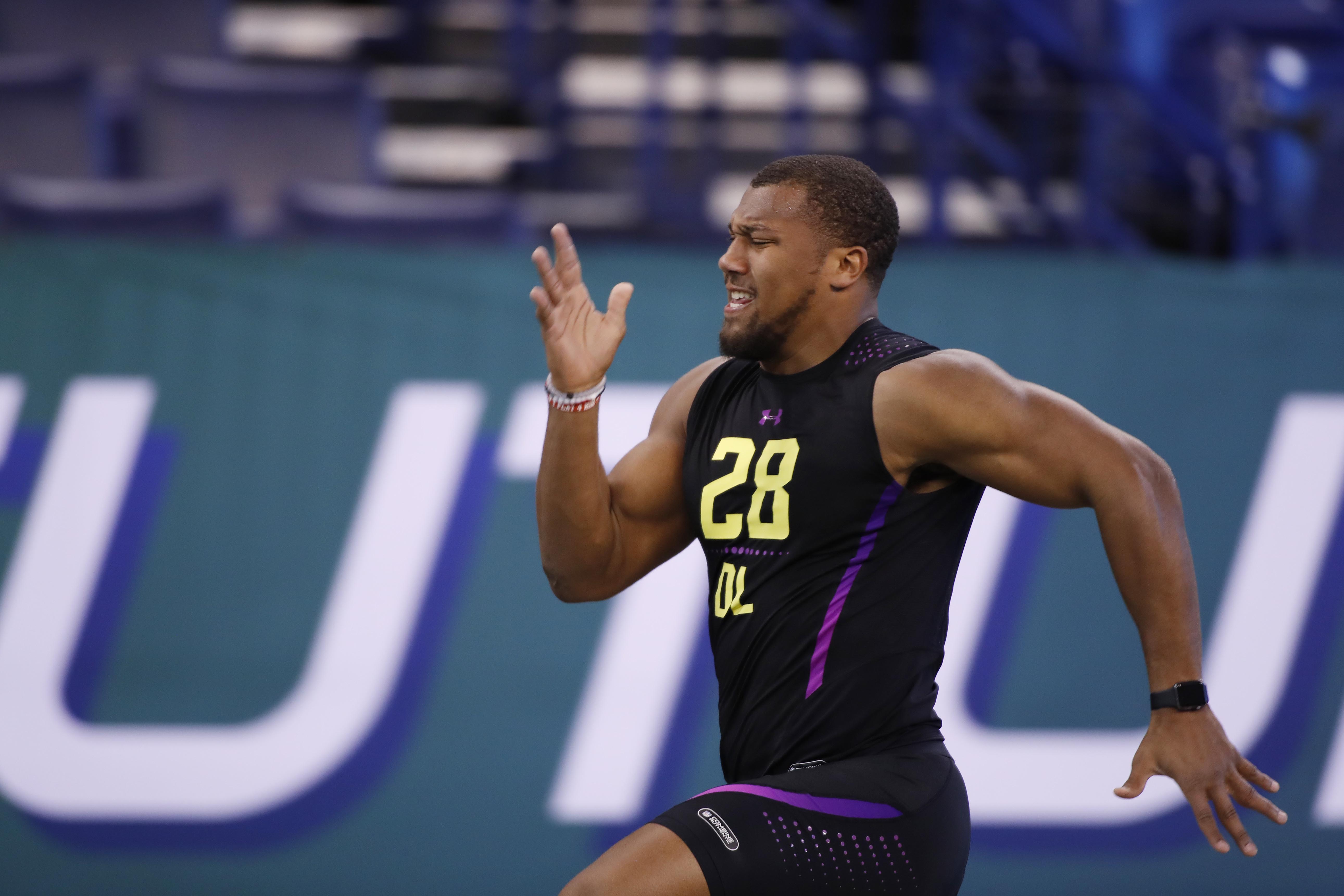 Jadeveon Clowney runs unofficial 4.47 40-yard dash at NFL combine - Sports  Illustrated