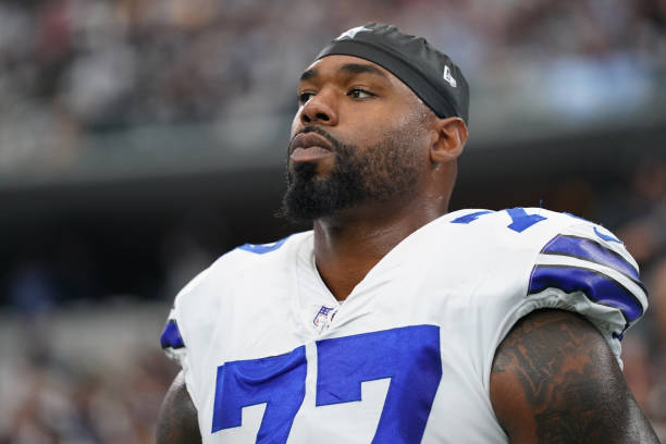 Report: Cowboys Pro Bowl LT Tyron Smith out indefinitely with