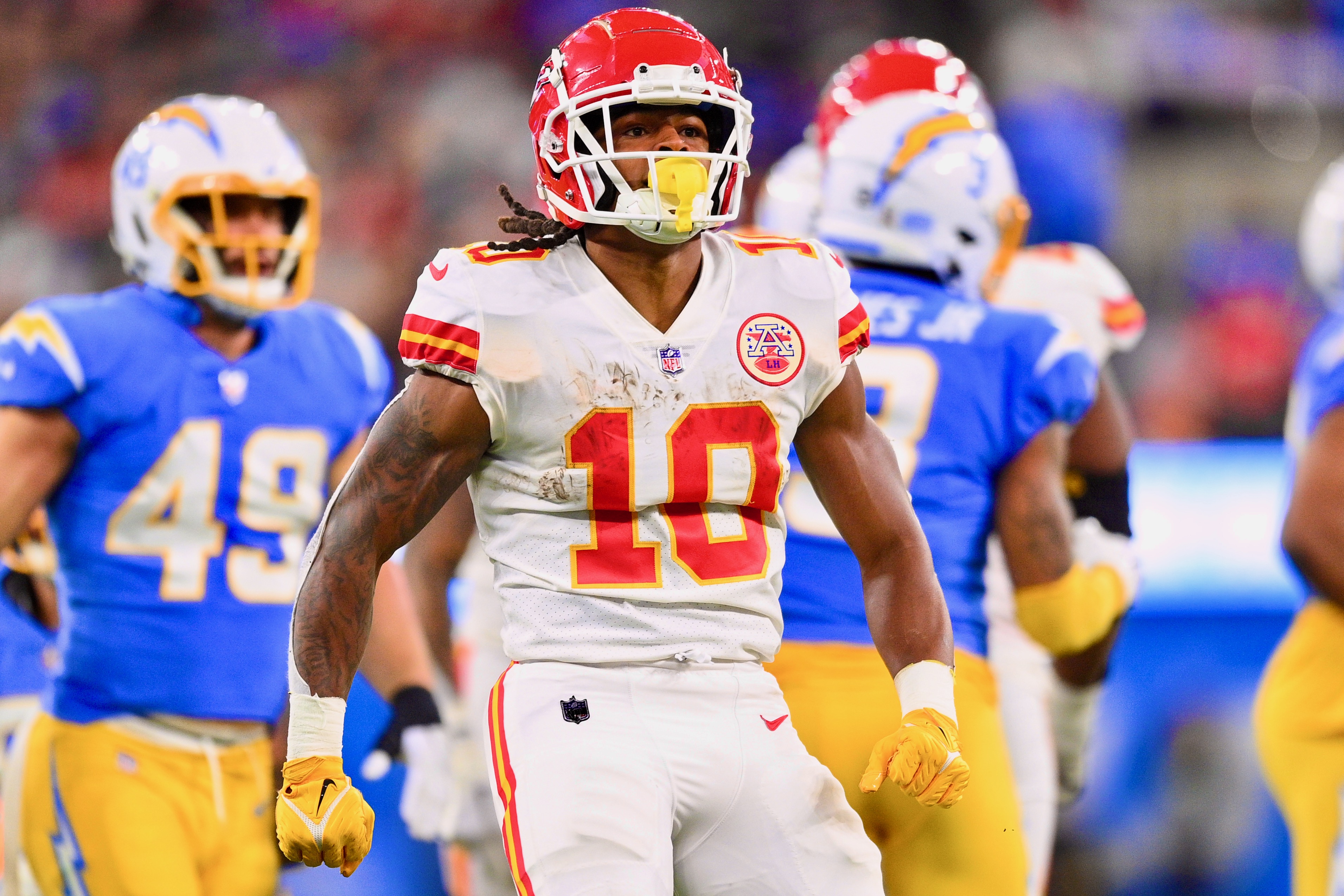 Kansas City Chiefs Dreadnoughts in 30-27 Win Over Los Angeles Chargers