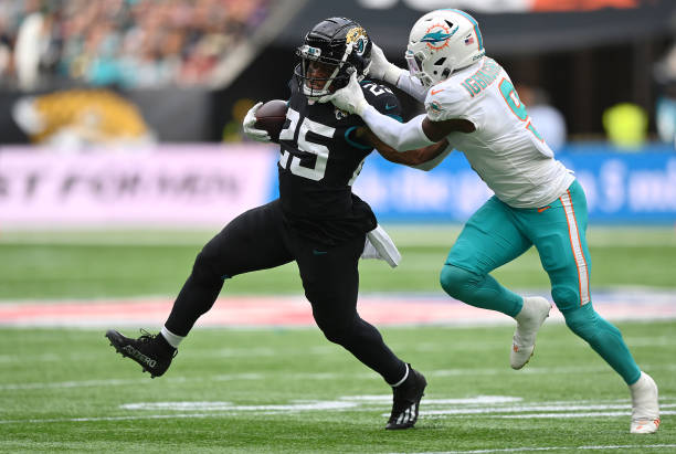 Week 6 Snap counts: Miami Dolphins versus Jacksonville Jaguars - Big Cat  Country