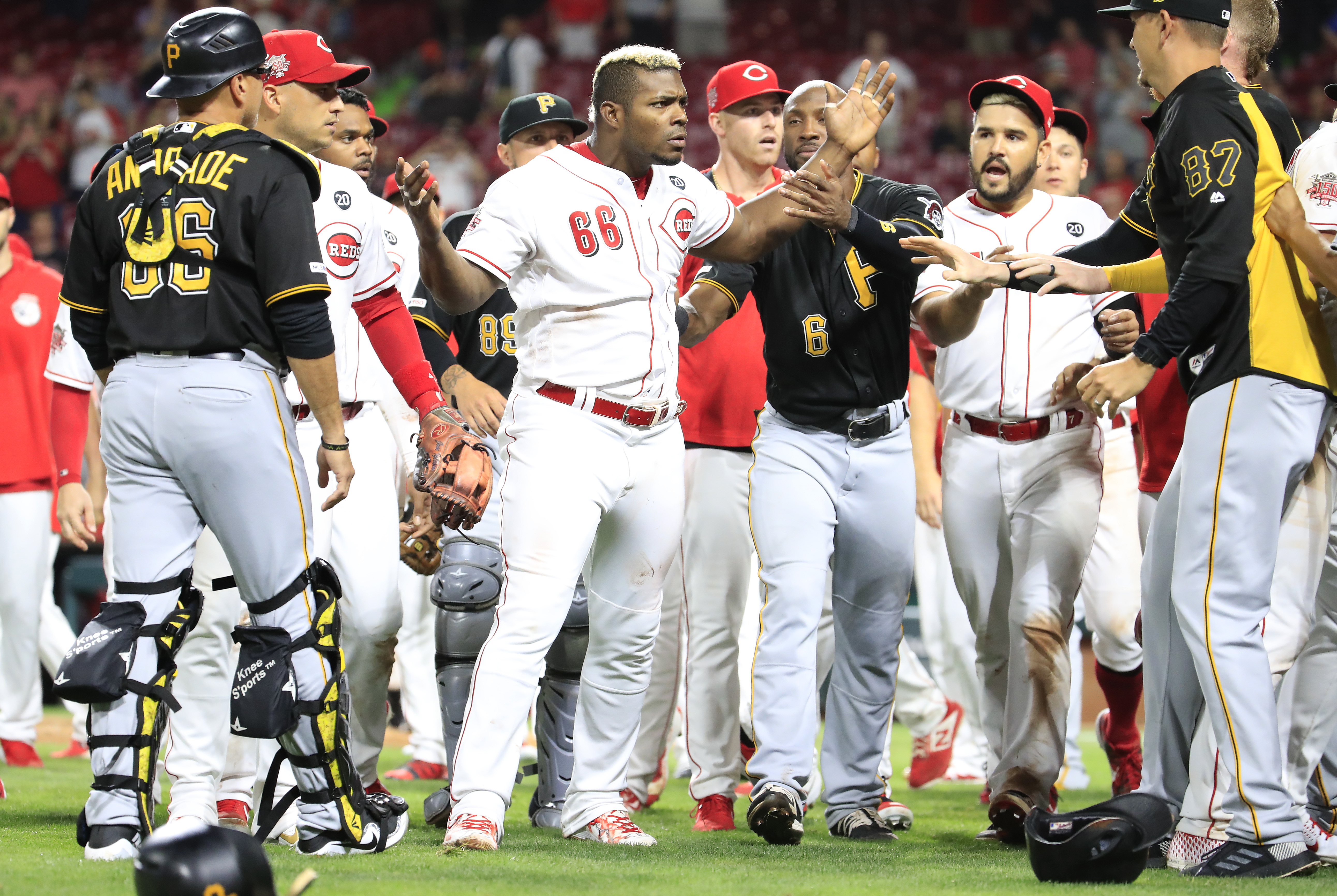 Yasiel Puig, Reds-Pirates brawl: Fight gets crazy in Cincinnati