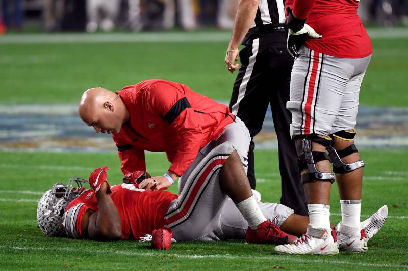 Ohio State S J K Dobbins Returns After Suffering Ankle Injury Vs
