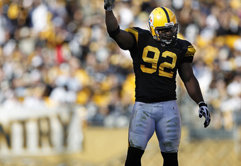 Steelers foresee no issues with re-signing admitted woman batterer James  Harrison