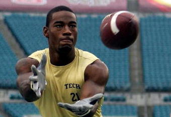 Georgia Tech wide receiver Calvin Johnson responds to questions during an  interview for NFL Draft prospects Thursday, April 26, 2007 in New York. (AP  Photo/Frank Franklin II Stock Photo - Alamy