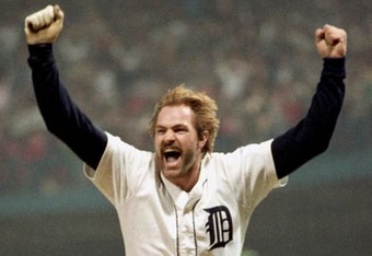 Throwback Postseason Photo of the Day: Kirk Gibson hits World Series  walk-off homer