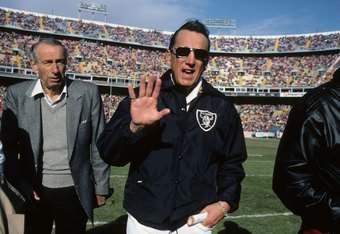 Raider Nation honors owner Al Davis at Coliseum - Deseret News