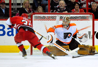 WILL FLYERS SWALLOW PRIDE AND BRING BACK GOALIE SERGEI BOBROVSKY