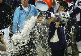 Super Bowl 2012: Gatorade Bath Color and More Crazy Props Worth