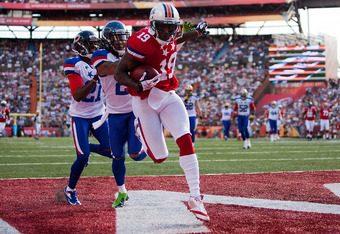 File:Miami Dolphins wide receiver Brandon Marshall practices during pregame  warm up for the National Football League's 2012 Pro Bowl game at Aloha  Stadium in Honolulu Jan 120129-M-DX861-052.jpg - Wikimedia Commons