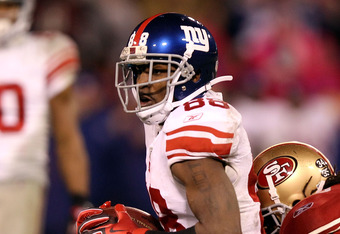 16 September 2012: New York Giants wide receiver Victor Cruz (80) warms up  before the start of a week 2 NFL NFC matchup between the Tampa Bay Buccanee  Stock Photo - Alamy