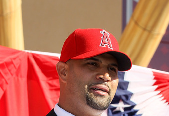 Angels Introduce Pujols and Wilson - The New York Times