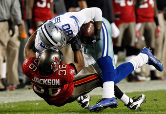 Tampa Bay Buccaneers cut Tanard Jackson after failed physical