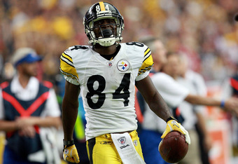 Photo: Pittsburgh Steelers' Mike Wallace makes a 40 yard reception in  Pittsburgh - SMG2009102588 