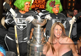 https://cdn.bleacherreport.net/images_root/article/media_slots/photos/000/460/319/beachers-madhouse-stanley-cup-013-480w_crop_340x234.jpg?1339688643