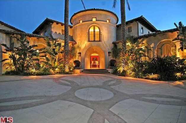 Chris Bosh Renting Mansion for $45K a Month, 10 Miles to Nearest ...