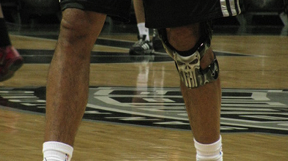 Tim Duncan's Custom-Painted Knee Braces Are Built for Intimidation ...