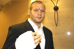 MMA Needs a 225 Pound Weight Class | Bleacher Report ...