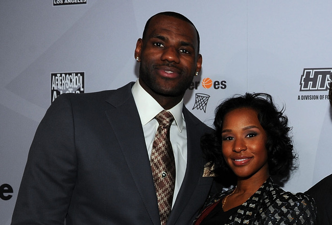 LeBron James Engaged: King James Proposing to His Queen Will Do Wonders ...