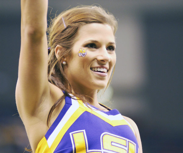 Hot college basketball cheerleaders