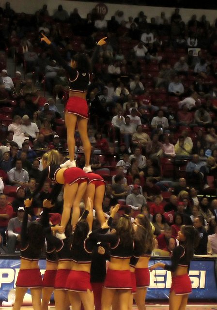 College Basketball Bombshells: 25 Hot Cheerleader Pics Sweeping the Web