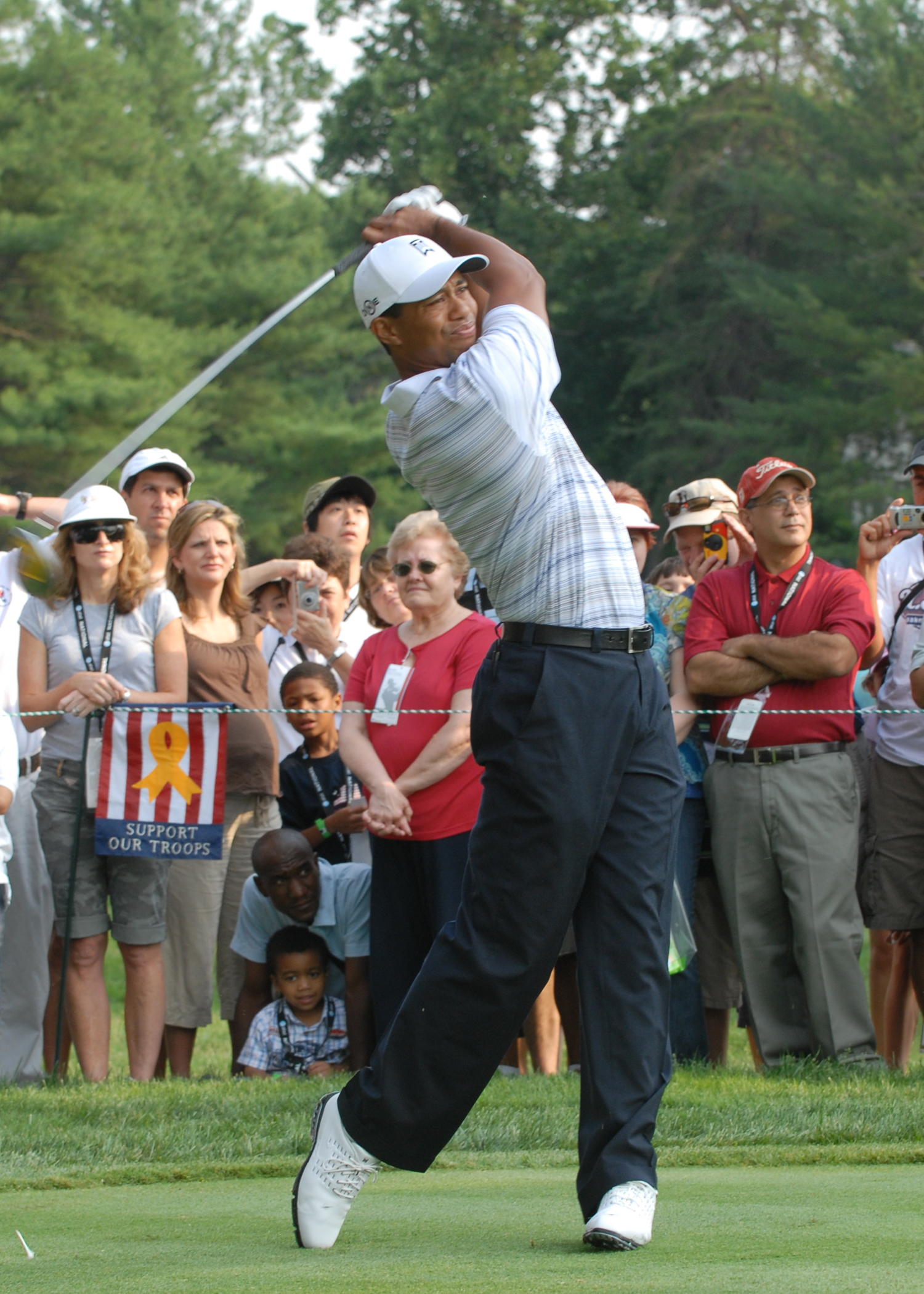 Tiger Woods Wallpaper  Download to your mobile from PHONEKY