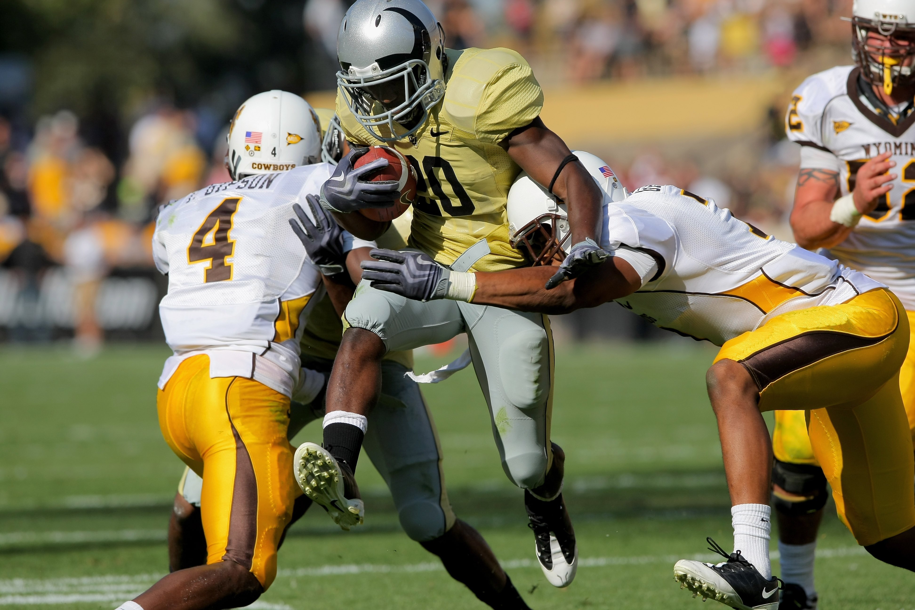 The 10 Best Looking Uniforms in College Football Bleacher Report