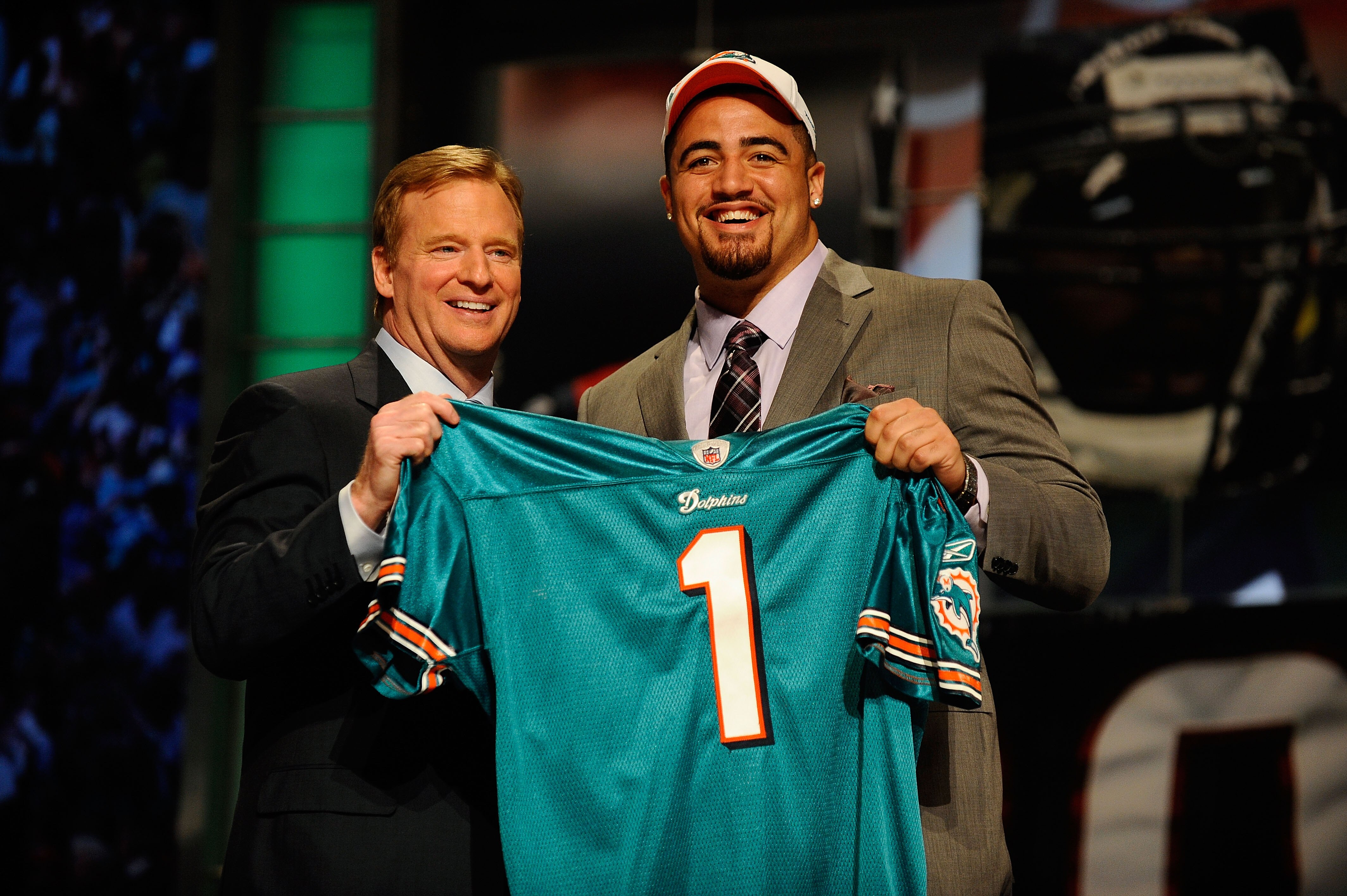 2010 NFL Draft Results: Team-by-Team First Round Grades | Bleacher