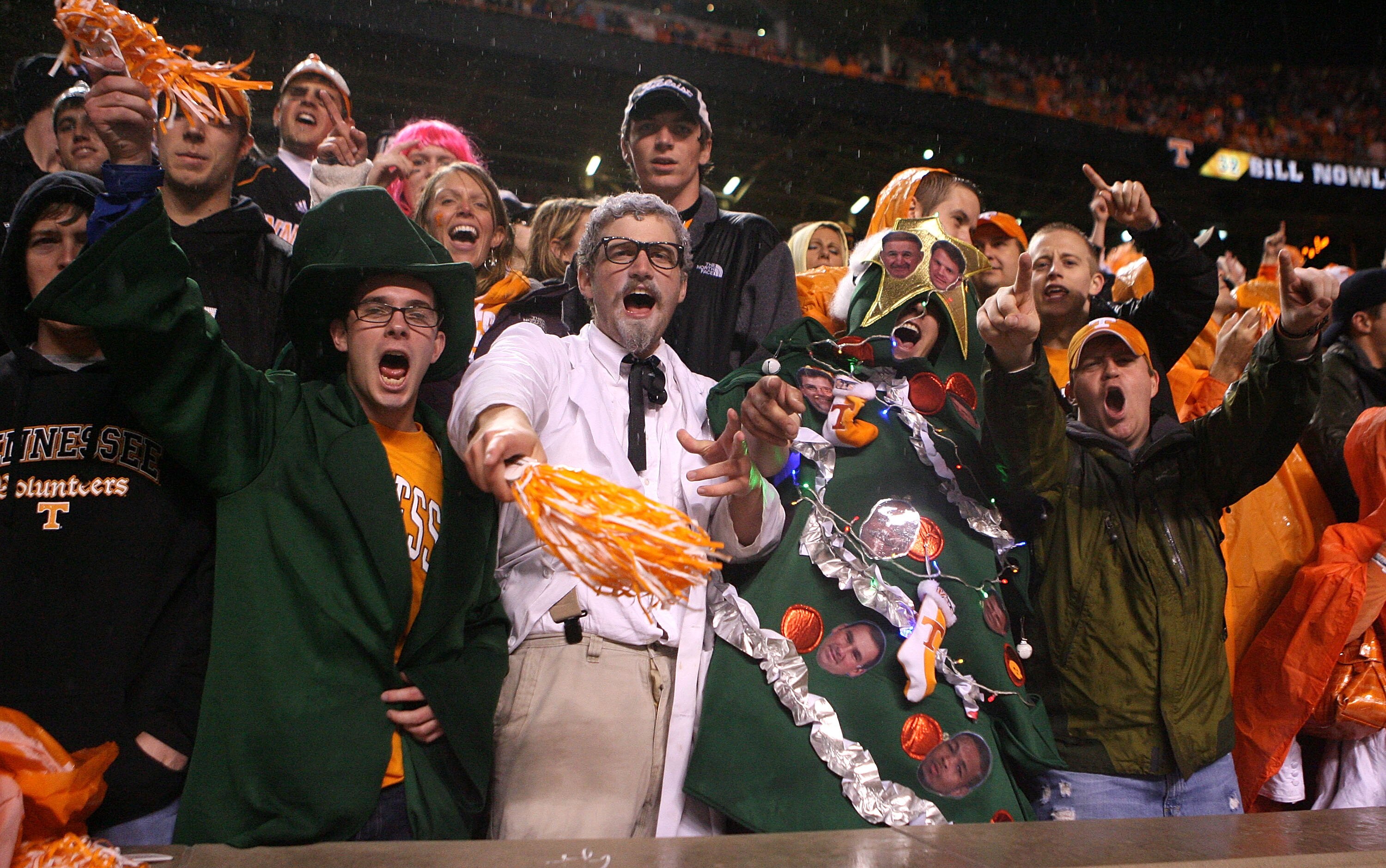 getting-rowdy-the-ten-best-college-football-fan-bases-in-the-country