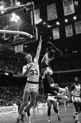 michael jordan dunks on larry bird